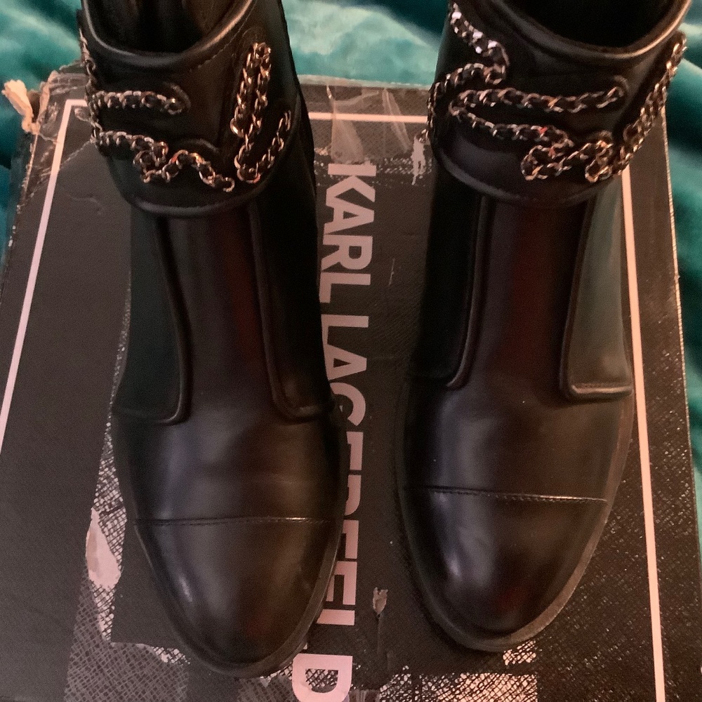 NWT KARL LAGERFELD PERSIA CHAIN BOOTS